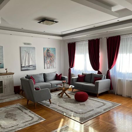 בלגרד Airport Sky Apartments Lux II מראה חיצוני תמונה